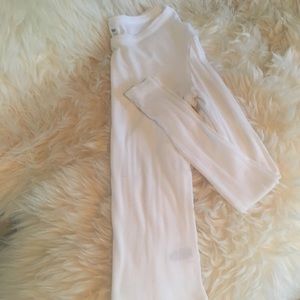 ☁️ XXS White BP Ribbed Long Sleeve Tee ☁️
